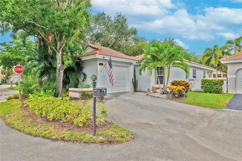 1361 Seagrape Circle Weston FL 33326