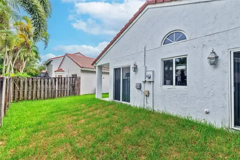1361 Seagrape Circle Weston FL 33326