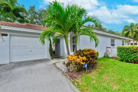 1361 Seagrape Circle Weston FL 33326