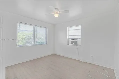 8031 Hawthorne Avenue Miami Beach FL 33141