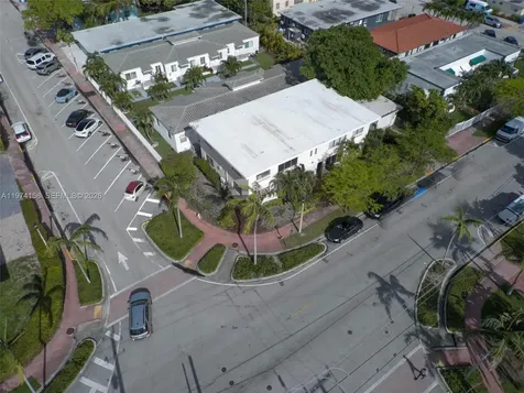 8031 Hawthorne Avenue Miami Beach FL 33141