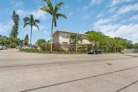 8031 Hawthorne Avenue Miami Beach FL 33141