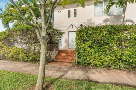 8031 Hawthorne Avenue Miami Beach FL 33141