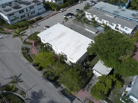8031 Hawthorne Avenue Miami Beach FL 33141