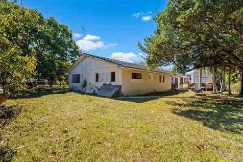 19401 SW 264th Street Homestead FL 33031