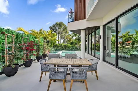 1379 NE 104th Street Miami Shores FL 33138