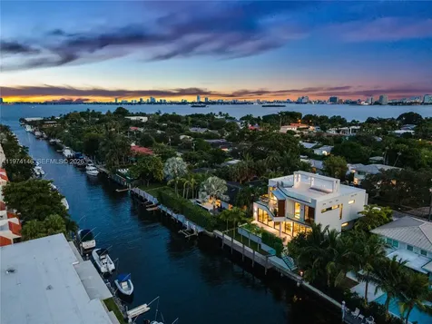 1379 NE 104th Street Miami Shores FL 33138