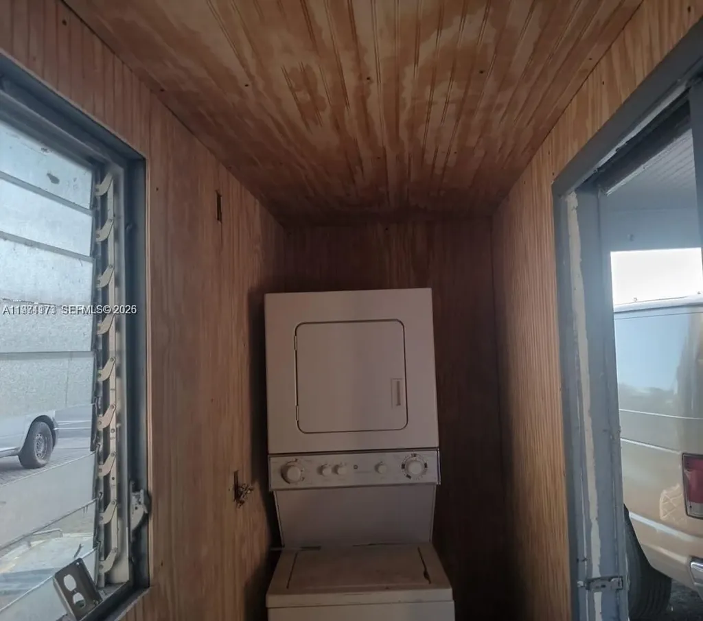 1408 NW 9th Avenue Fort Lauderdale FL 33311