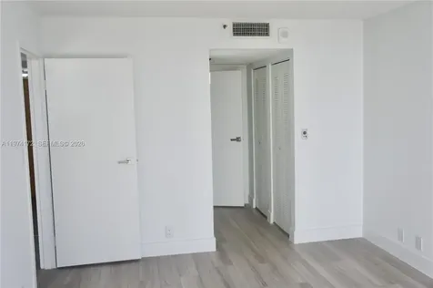 7601 E Treasure Drive North Bay Village FL 33141