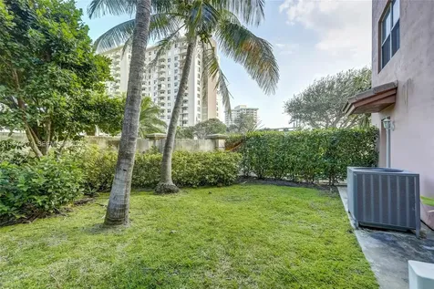 2039 Oceanwalk Terrace Lauderdale By The Sea FL 33062