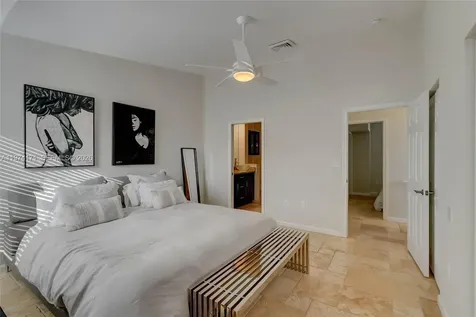 2039 Oceanwalk Terrace Lauderdale By The Sea FL 33062