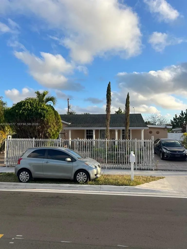 890 SE 3rd Place Hialeah FL 33010