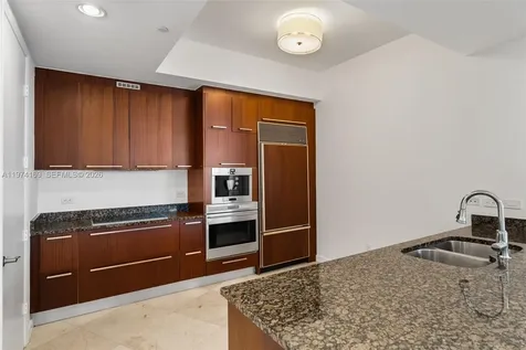 16001 Collins Avenue Sunny Isles Beach FL 33160