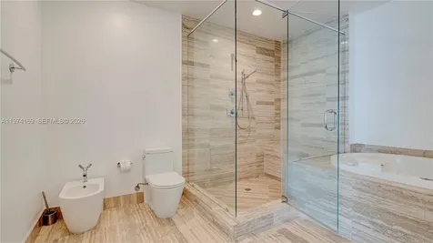 16001 Collins Avenue Sunny Isles Beach FL 33160