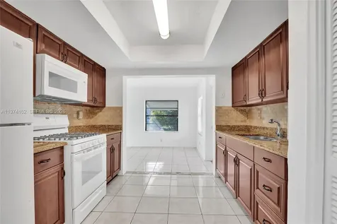2161 NW 73rd Avenue Sunrise FL 33313