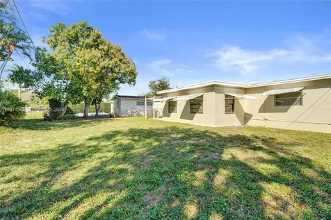 2161 NW 73rd Avenue Sunrise FL 33313