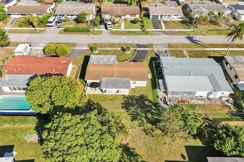 2161 NW 73rd Avenue Sunrise FL 33313