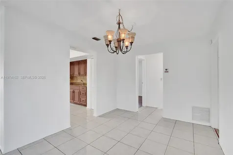 2161 NW 73rd Avenue Sunrise FL 33313