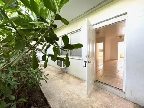 810 82nd Street Miami Beach FL 33141