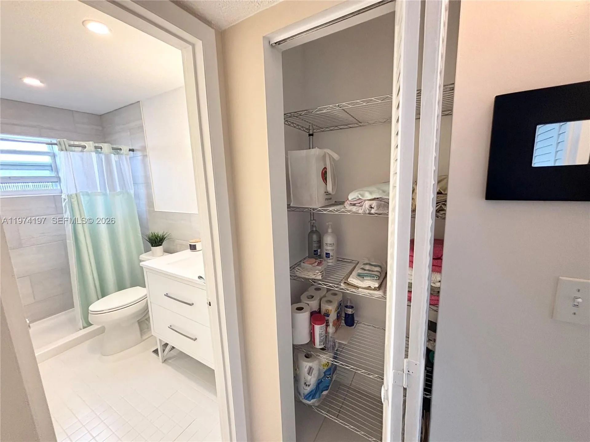5300 Washington Street Hollywood FL 33021