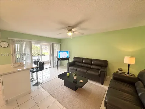 5300 Washington Street Hollywood FL 33021