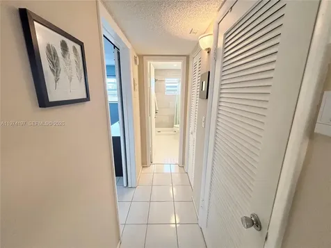 5300 Washington Street Hollywood FL 33021
