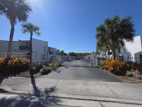 17170 SW 94th Avenue Palmetto Bay FL 33157