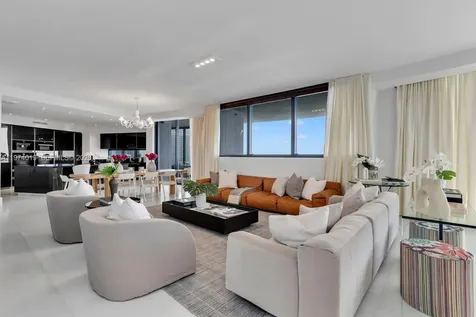 18555 Collins Avenue Sunny Isles Beach FL 33160