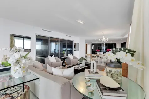 18555 Collins Avenue Sunny Isles Beach FL 33160