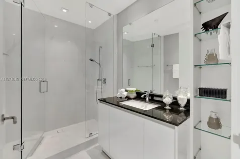 18555 Collins Avenue Sunny Isles Beach FL 33160