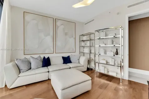 18555 Collins Avenue Sunny Isles Beach FL 33160