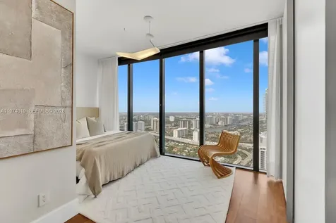 18555 Collins Avenue Sunny Isles Beach FL 33160