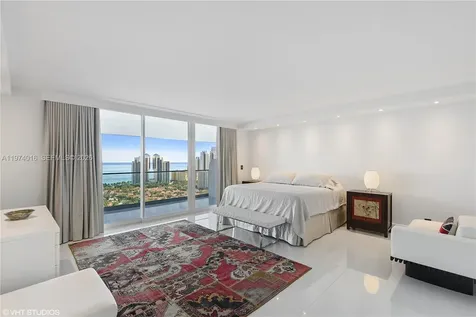 19707 Turnberry Way Aventura FL 33180