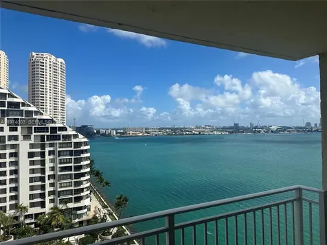 770 NE Claughton Island Drive Miami FL 33131