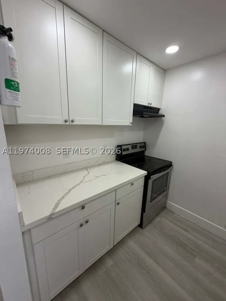 2319 S Johnson Street Hollywood FL 33020
