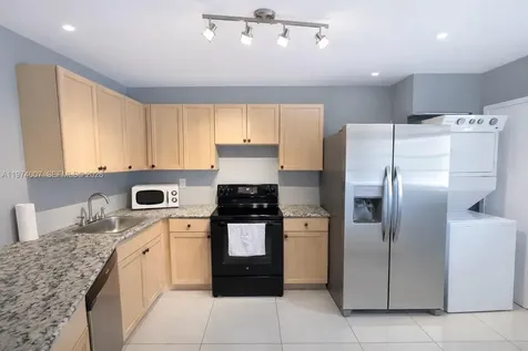 1780 NE 191st Street Miami FL 33179