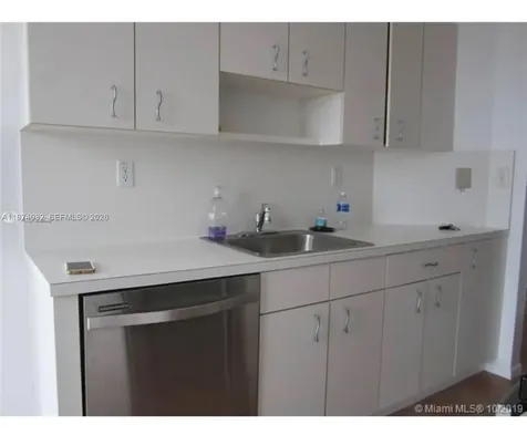 1688 West Avenue Miami Beach FL 33139