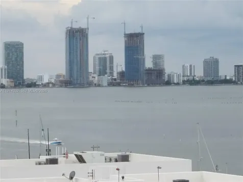 1688 West Avenue Miami Beach FL 33139