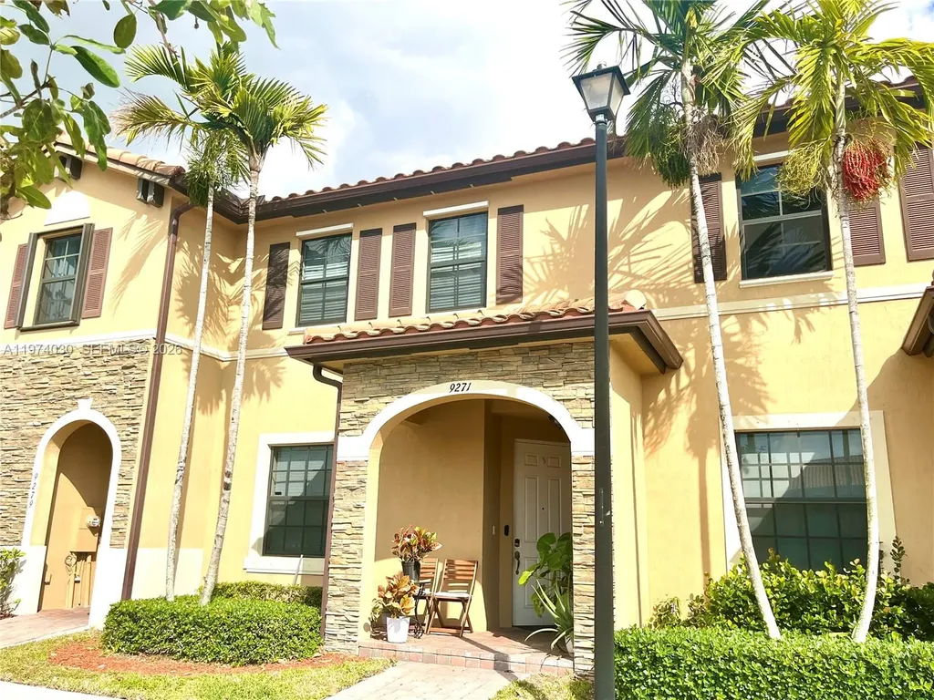 9271 W 33rd Lane Hialeah FL 33018