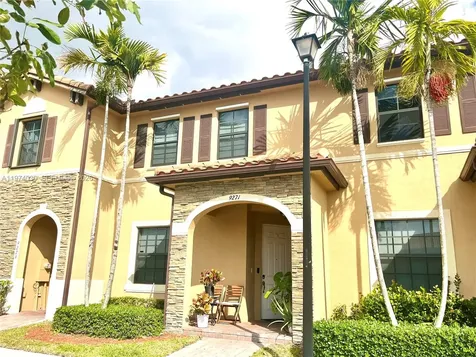 9271 W 33rd Lane Hialeah FL 33018