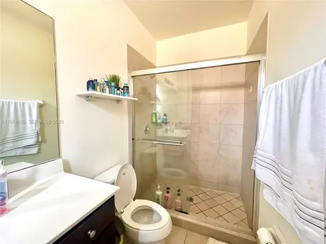 9271 W 33rd Lane Hialeah FL 33018
