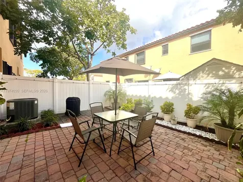 9271 W 33rd Lane Hialeah FL 33018