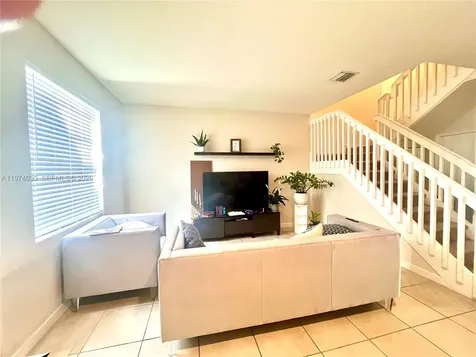 9271 W 33rd Lane Hialeah FL 33018