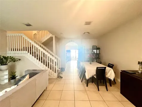 9271 W 33rd Lane Hialeah FL 33018