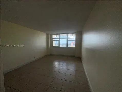 3180 S Ocean Drive Hallandale Beach FL 33009