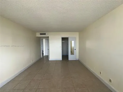 3180 S Ocean Drive Hallandale Beach FL 33009