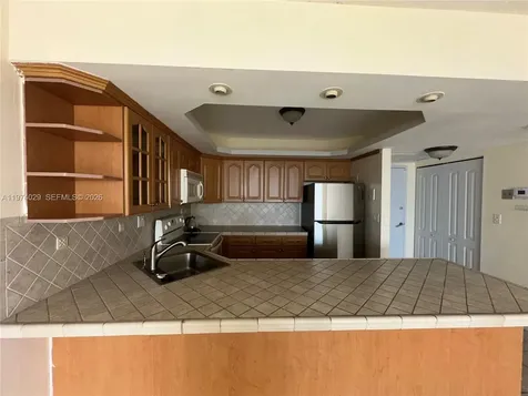 3180 S Ocean Drive Hallandale Beach FL 33009