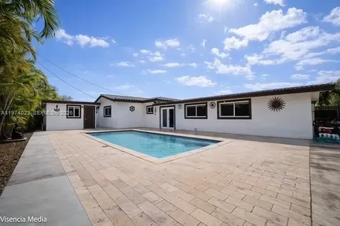 6271 NW 110th Street Hialeah FL 33012