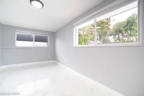 6271 NW 110th Street Hialeah FL 33012