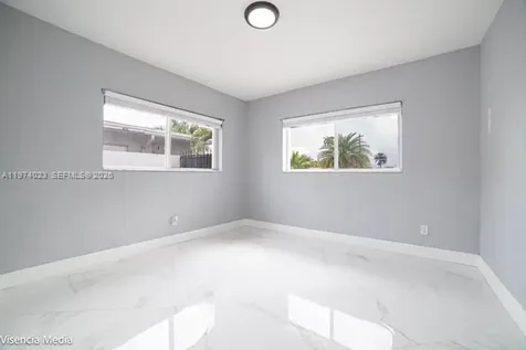 6271 NW 110th Street Hialeah FL 33012